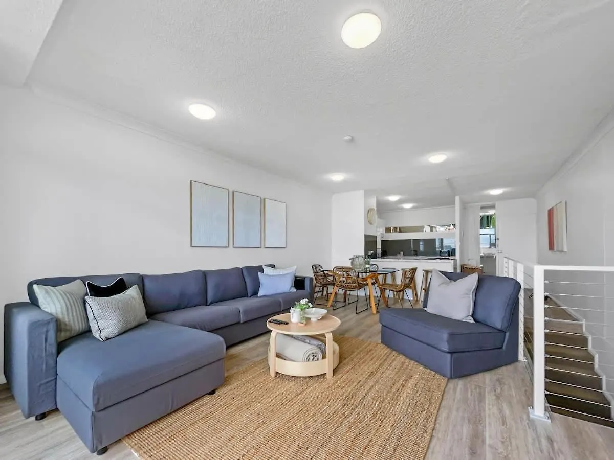 Views By Day Waves At Night Apartment Caloundra