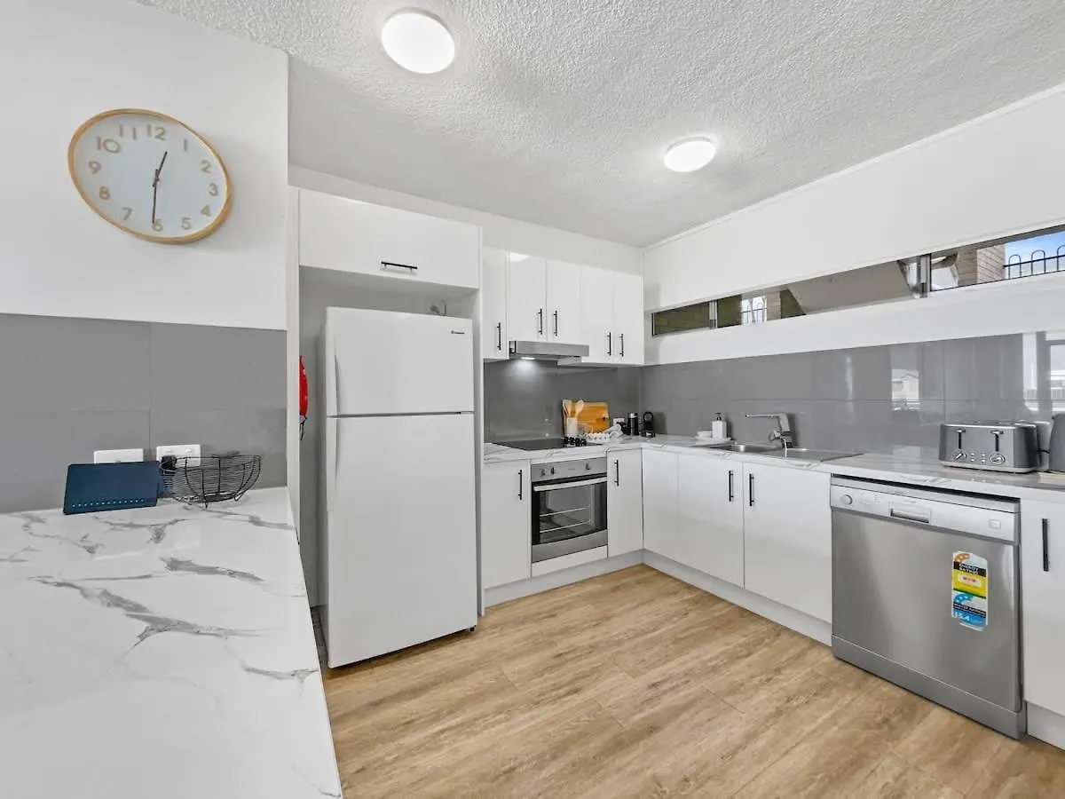 Apartament Views By Day Waves At Night Caloundra Australia